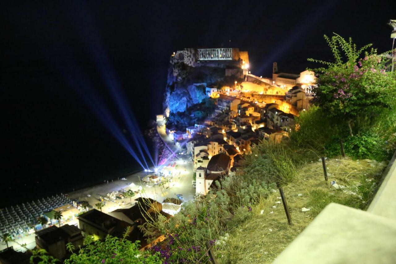 Il Ritratto Casa Vacanza Scilla Exterior photo